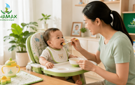 Bé 6 Tháng Ăn Dặm Như Thế Nào? Gợi Ý Cho Mẹ Tại TP.HCM