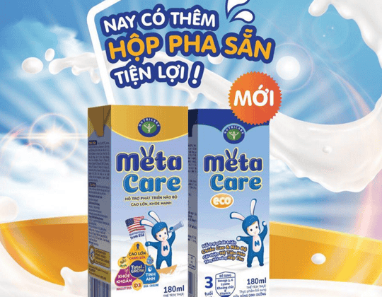 sữa bột pha sẵn Metacare xanh