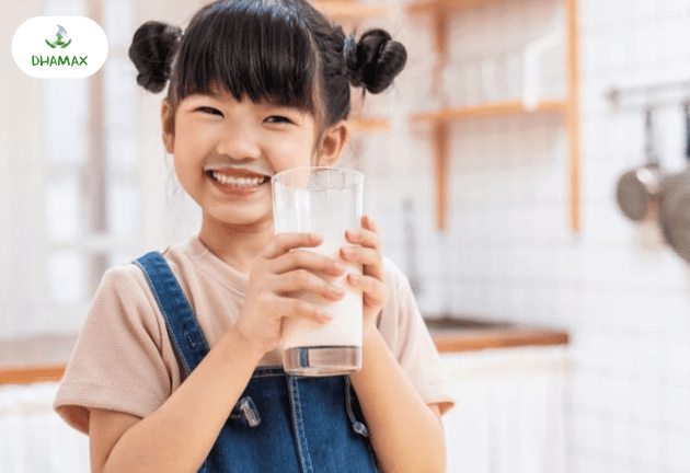  sữa cho bé thiếu canxi 