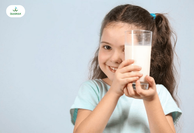 Sữa dinh dưỡng pha sẵn Platimil Gold 