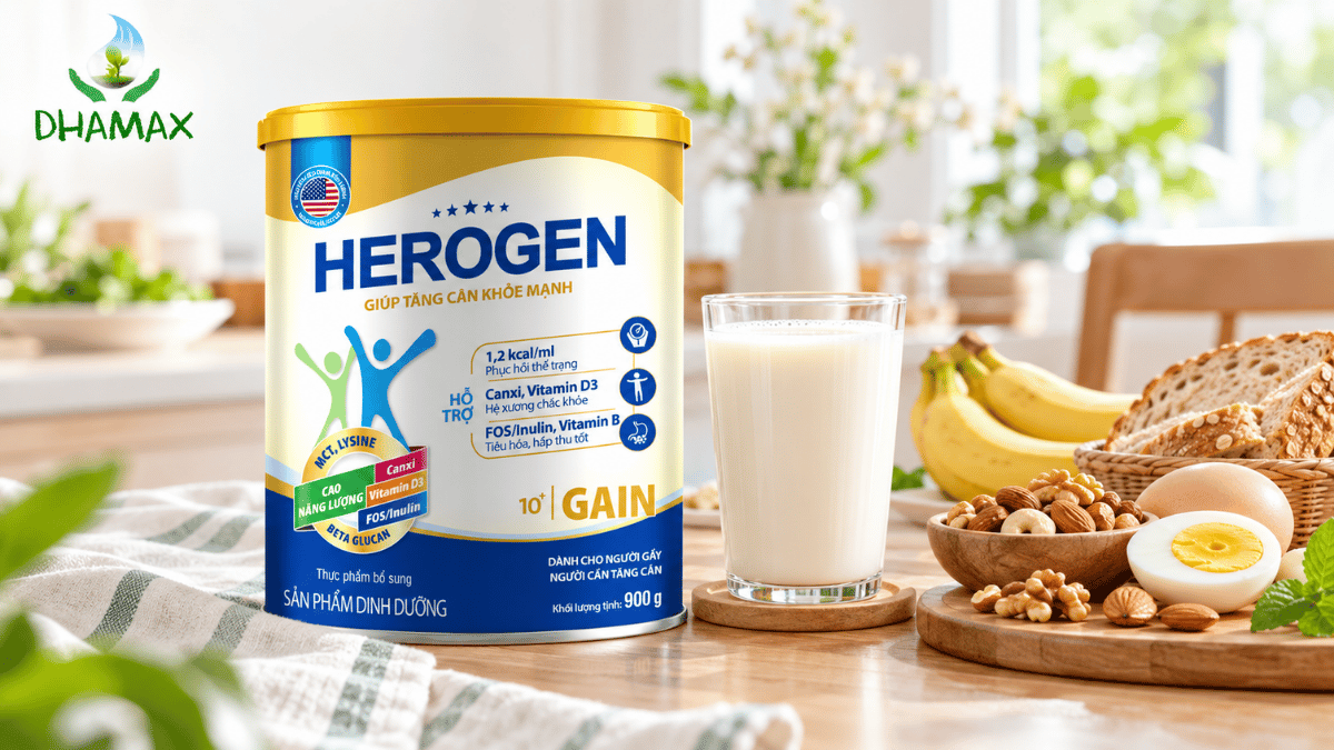 Sữa bột Herogen Gain tại DHAMAX đặt cạnh ly sữa và bữa phụ