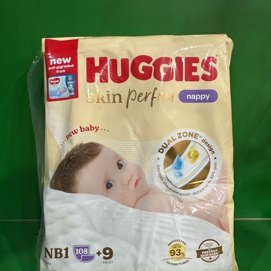 Huggeis miếng  lót nb 108